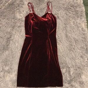 Chic Velvet Mini Dress in Deep Red